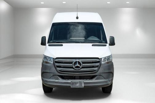 Arctic White 2023 Mercedes-Benz Sprinter 2500 High Roof