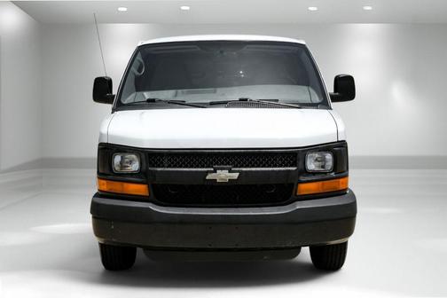 Summit White 2014 Chevrolet Express 2500 Work Van