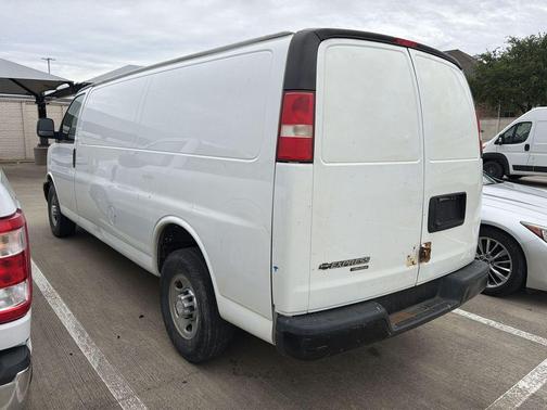 Summit White 2014 Chevrolet Express 2500 Work Van