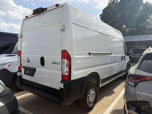 Bright White Clearcoat 2025 RAM ProMaster 2500 Tradesman