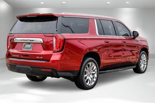 2022 GMC Yukon XL SLE