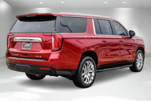 2022 GMC Yukon XL SLE