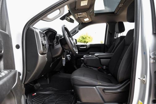 Silver Ice Metallic 2021 Chevrolet Silverado 1500 Custom