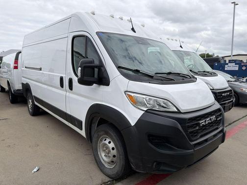 Bright White Clearcoat 2023 RAM ProMaster 2500 High Roof