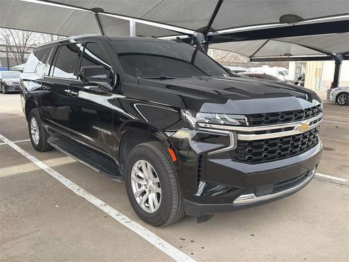 2023 Chevrolet Suburban LS