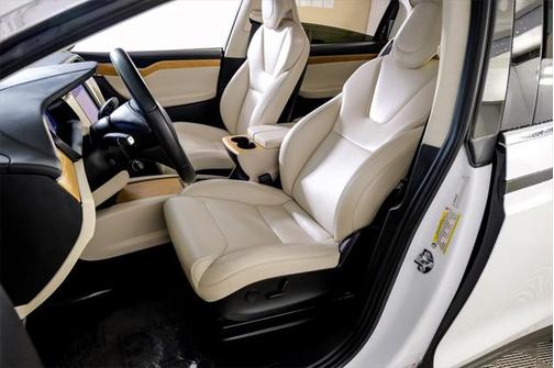2018 Tesla Model X 75D