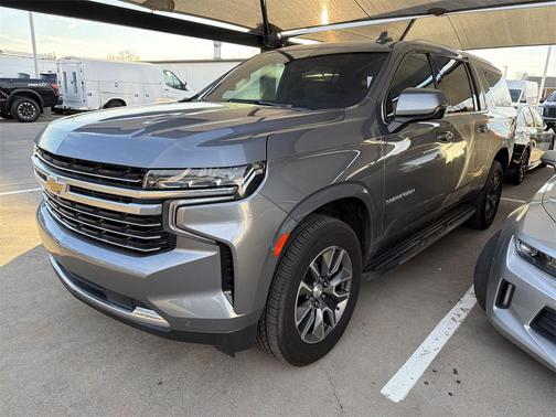 2022 Chevrolet Suburban LT