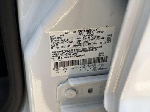 OXFORD WHITE 2012 Ford F-250 Lariat