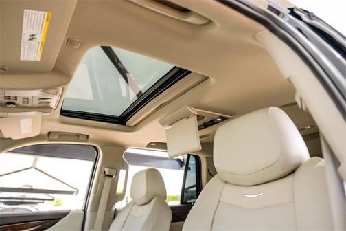 2017 Cadillac Escalade Premium Luxury
