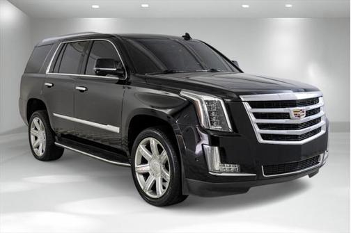 2018 Cadillac Escalade Luxury