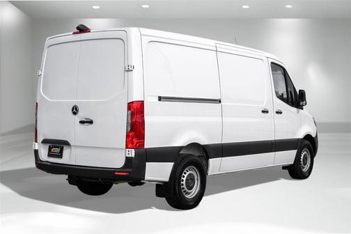 2024 Mercedes-Benz Sprinter 2500 Standard Roof