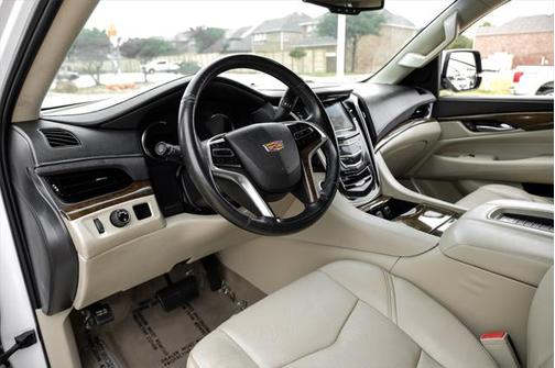 2018 Cadillac Escalade Base