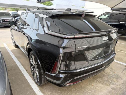 Stellar Black Metallic 2023 Cadillac LYRIQ Luxury