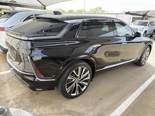 Stellar Black Metallic 2023 Cadillac LYRIQ Luxury