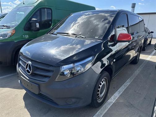 2019 Mercedes-Benz Metris Base