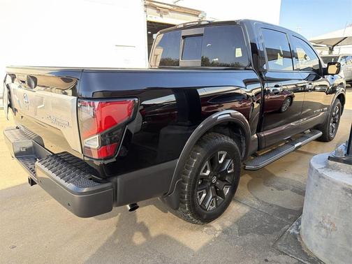 2020 Nissan Titan Platinum Reserve