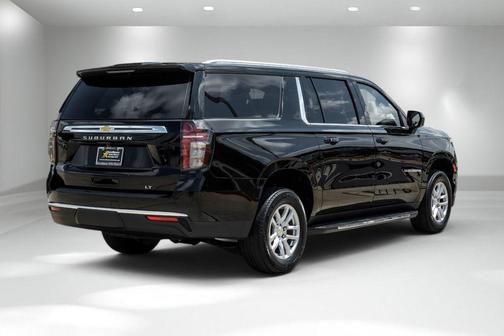 Black 2023 Chevrolet Suburban LT