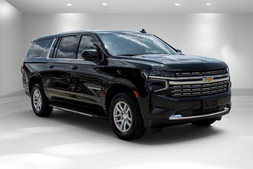 Black 2023 Chevrolet Suburban LT