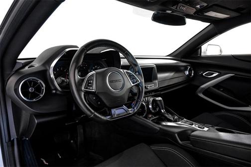 2021 Chevrolet Camaro RWD Coupe LT1