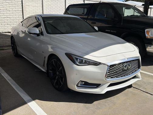 2017 INFINITI Q60 3.0T Premium