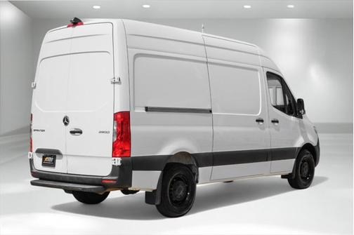 2023 Mercedes-Benz Sprinter 2500 Standard Roof