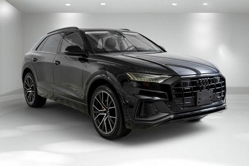 Orca Black Metallic 2019 Audi Q8 3.0T Premium