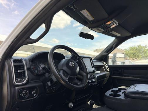 Bright White Clearcoat 2023 RAM 3500 Tradesman Crew Cab 4x4 8' Box