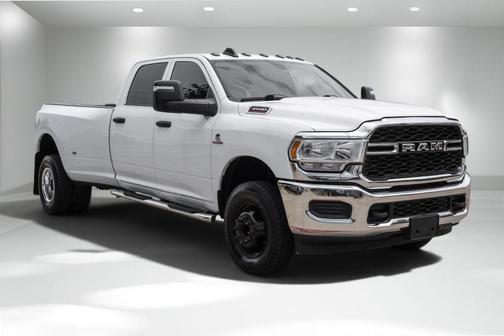 Bright White Clearcoat 2023 RAM 3500 Tradesman Crew Cab 4x4 8' Box
