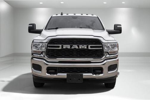 Bright White Clearcoat 2023 RAM 3500 Tradesman Crew Cab 4x4 8' Box