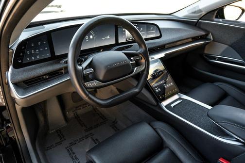 Infinite Black Metallic 2025 Lucid Air Pure