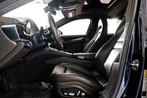 2021 Porsche Panamera 4