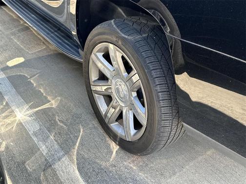 2018 Cadillac Escalade ESV Luxury