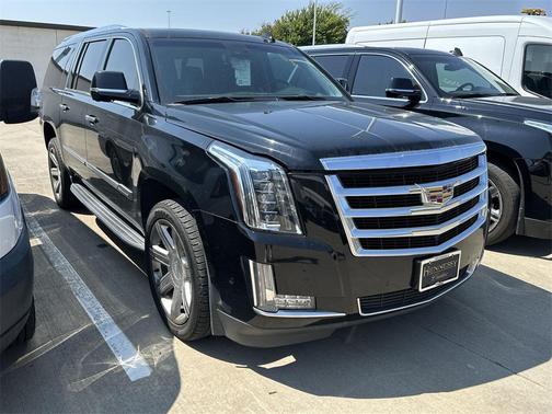 2018 Cadillac Escalade ESV Luxury