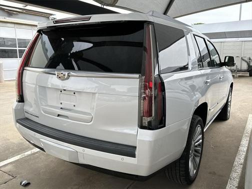 2016 Cadillac Escalade Platinum