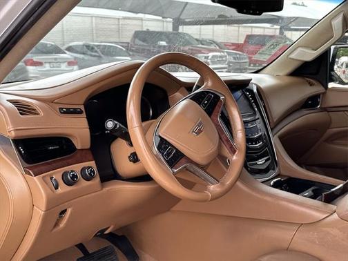 2016 Cadillac Escalade Platinum