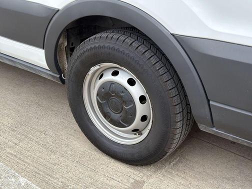 2017 Ford Transit-350 XL