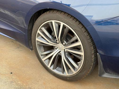 2019 INFINITI Q60 3.0T LUXE