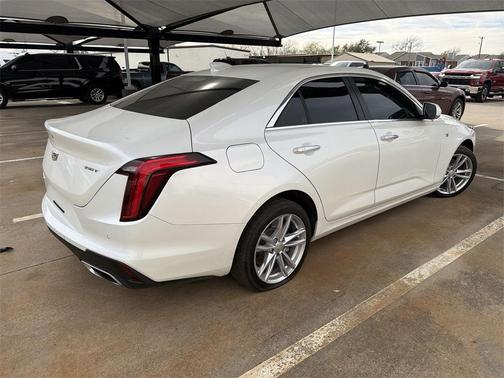 2024 Cadillac CT4 Luxury