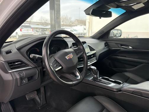 2024 Cadillac CT4 Luxury