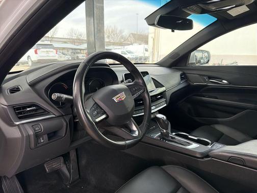 2024 Cadillac CT4 Luxury