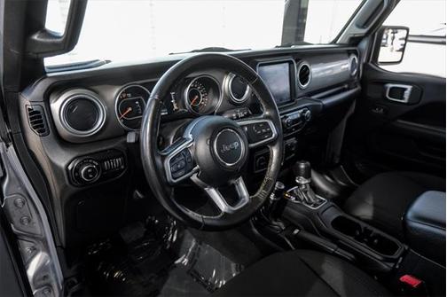 2020 Jeep Gladiator Overland
