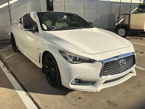 2017 INFINITI Q60 3.0T Premium