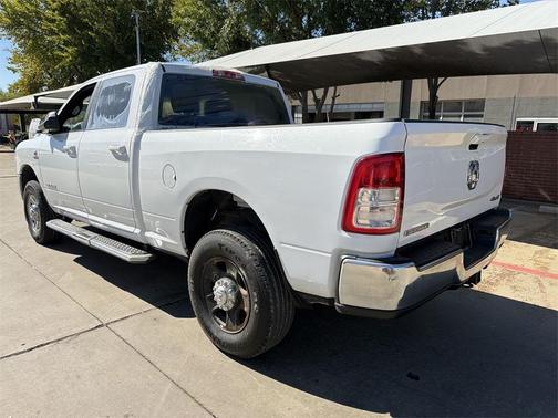 2022 RAM 2500 Big Horn Crew Cab 4x4 6'4' Box