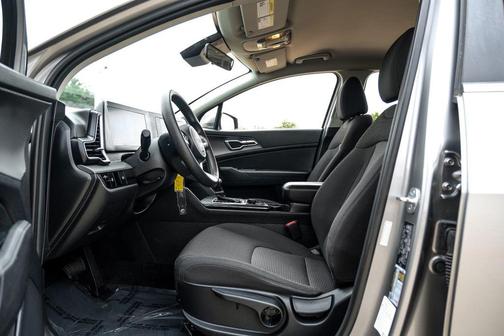 Steel Gray 2023 Kia Sportage LX