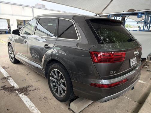 Gray 2018 Audi Q7 2.0T Premium Plus