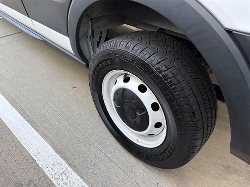 2021 Ford Transit-250 Base