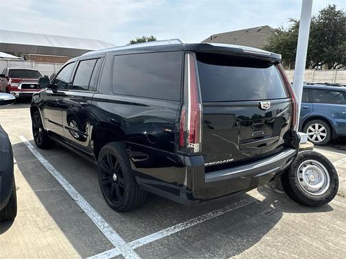 2018 Cadillac Escalade ESV Premium Luxury