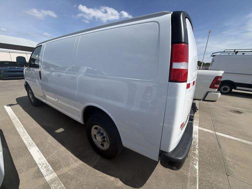 Summit White 2021 Chevrolet Express 2500 Work Van