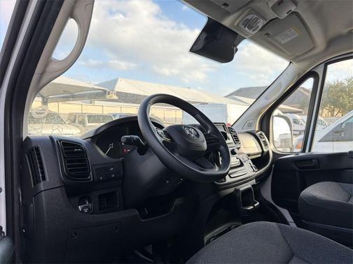 2025 RAM ProMaster 2500 Tradesman