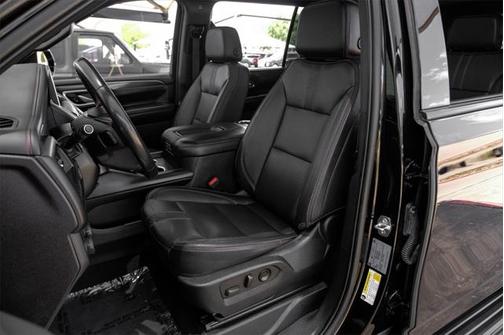 2021 Chevrolet Suburban RST